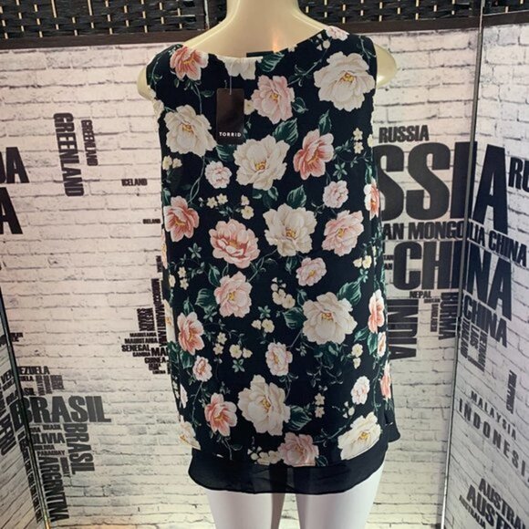 Torrid 0 Black Floral Lined V-Neck Tank Top - Picture 4 of 6